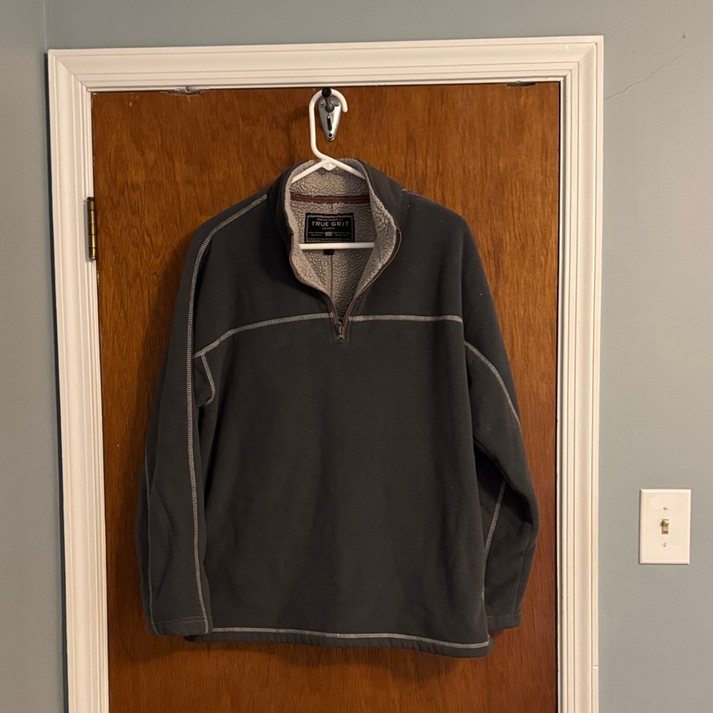 True Grit Men's Dark Gray Quarter Zip